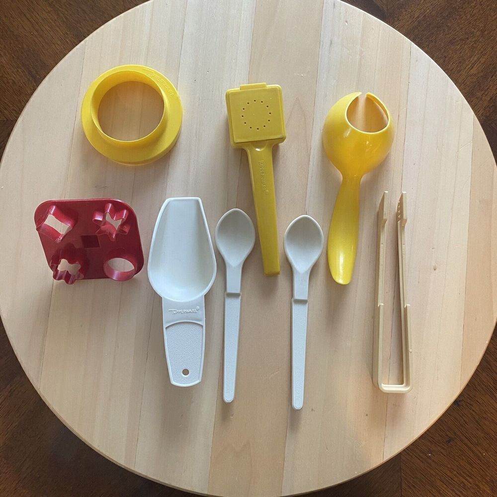 Lot 8 Vintage Tupperware Kitchen Gadgets Utensils Egg corn scoop tongs biscuit